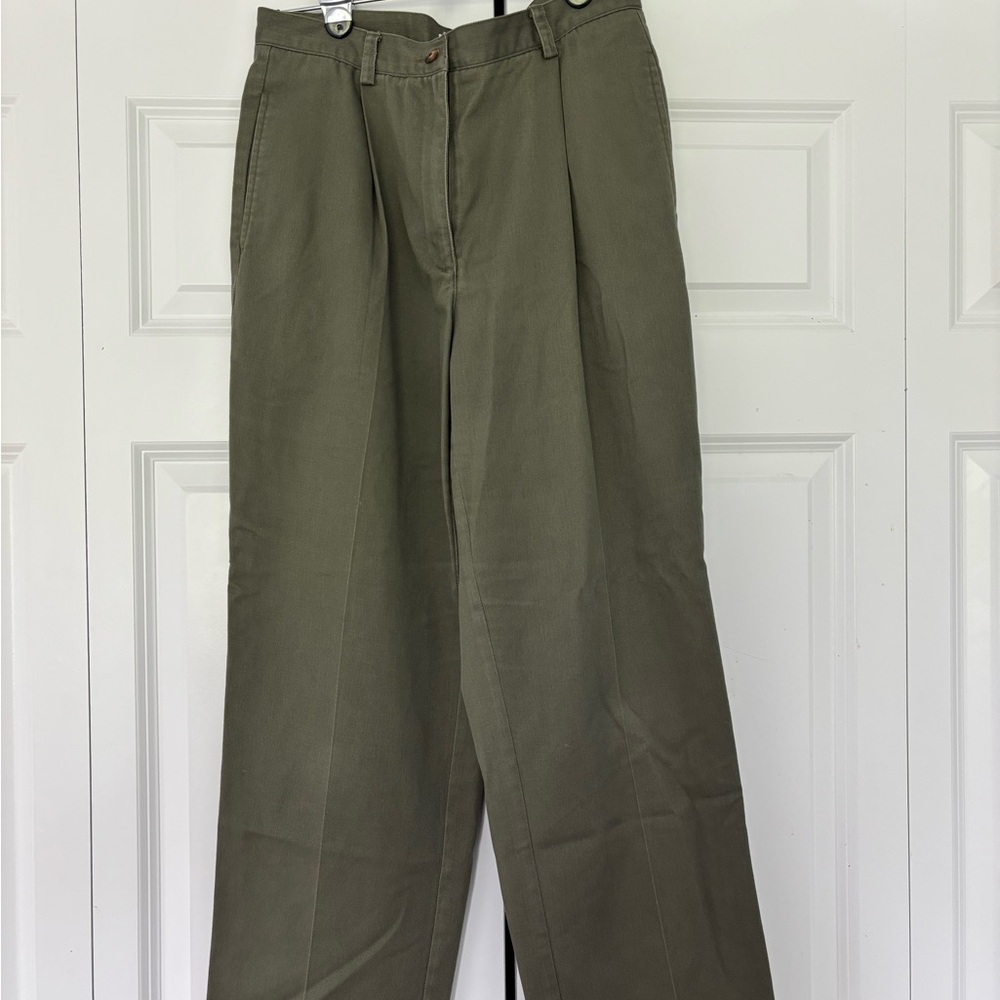 Liz Claiborne Green Trousers Durable Cotton Blend